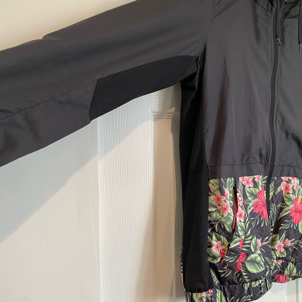 Hurley Black Tropical Floral Women's Breathable Running Jacket Size S - Picture 6 of 13